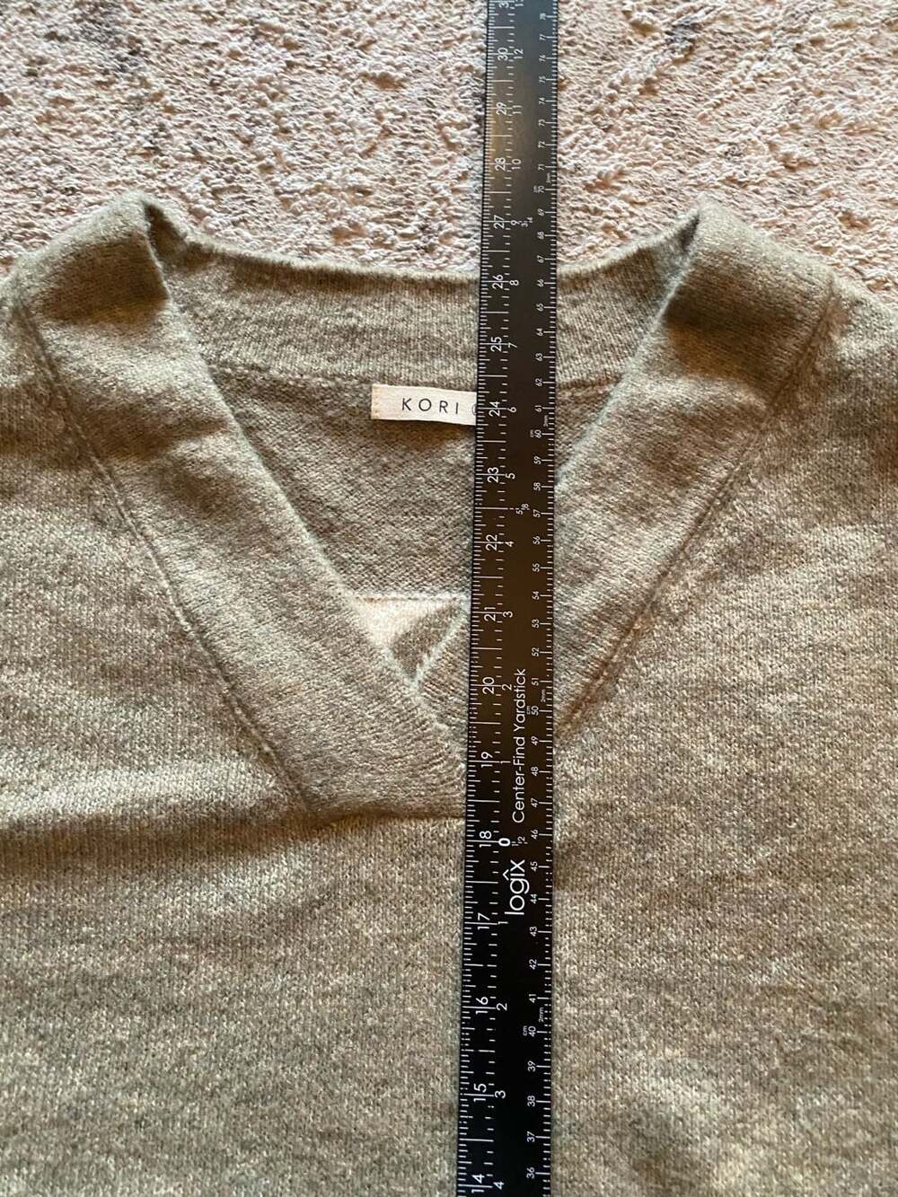Kori Womens Size M V-Neck Rock & Love Pullover Sweater Grey - Picture 6 of 6